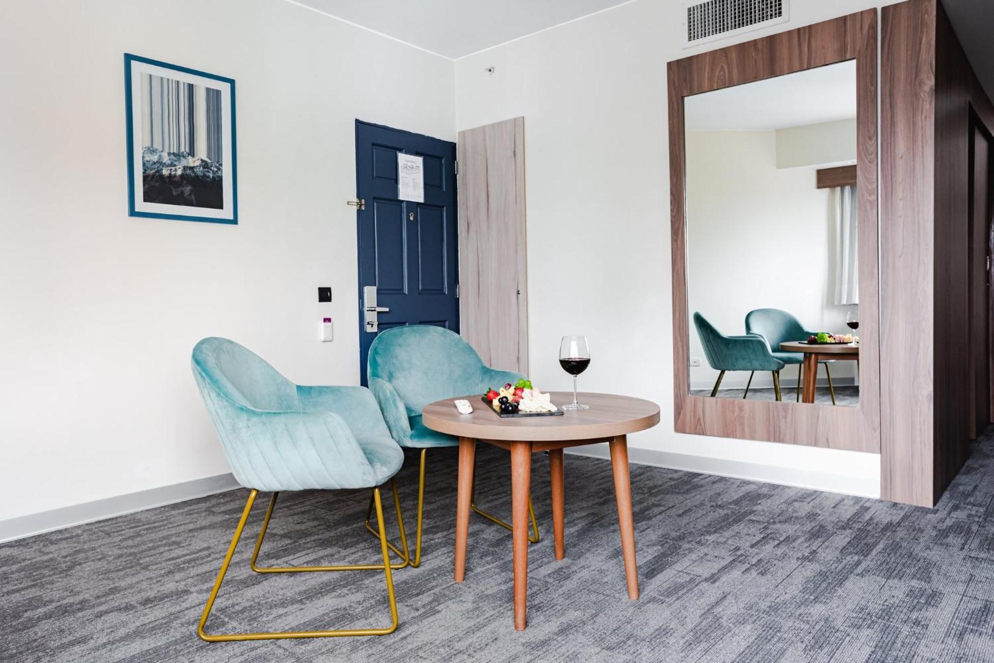 فندق كراون بلازا ليما المظهر الخارجي الصورة A room at the hotel
