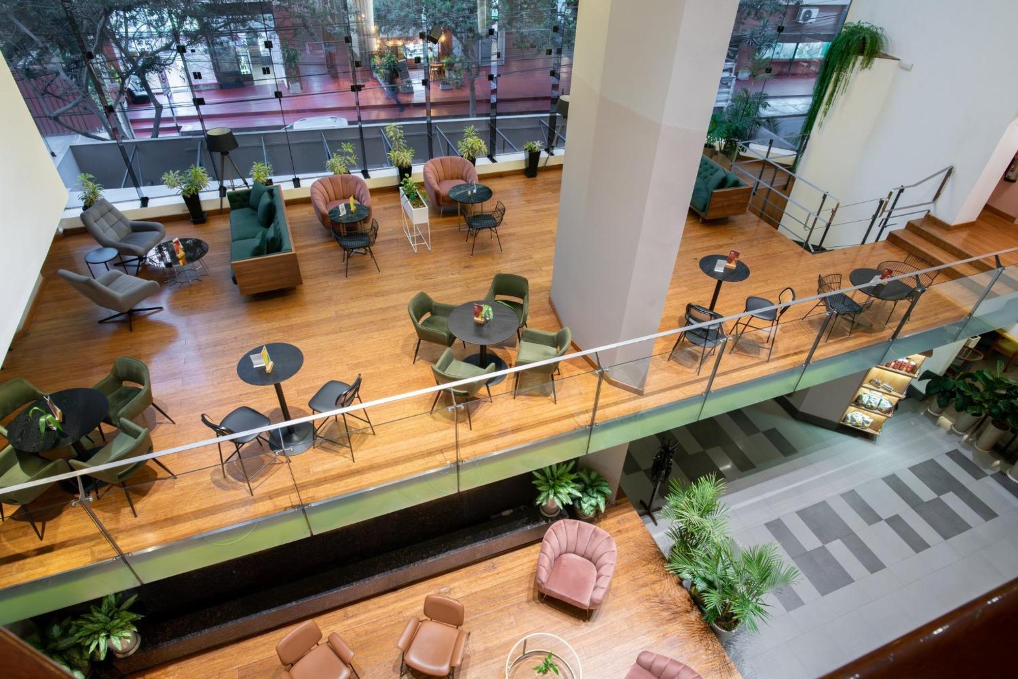 فندق كراون بلازا ليما المظهر الخارجي الصورة The interior of the hotel