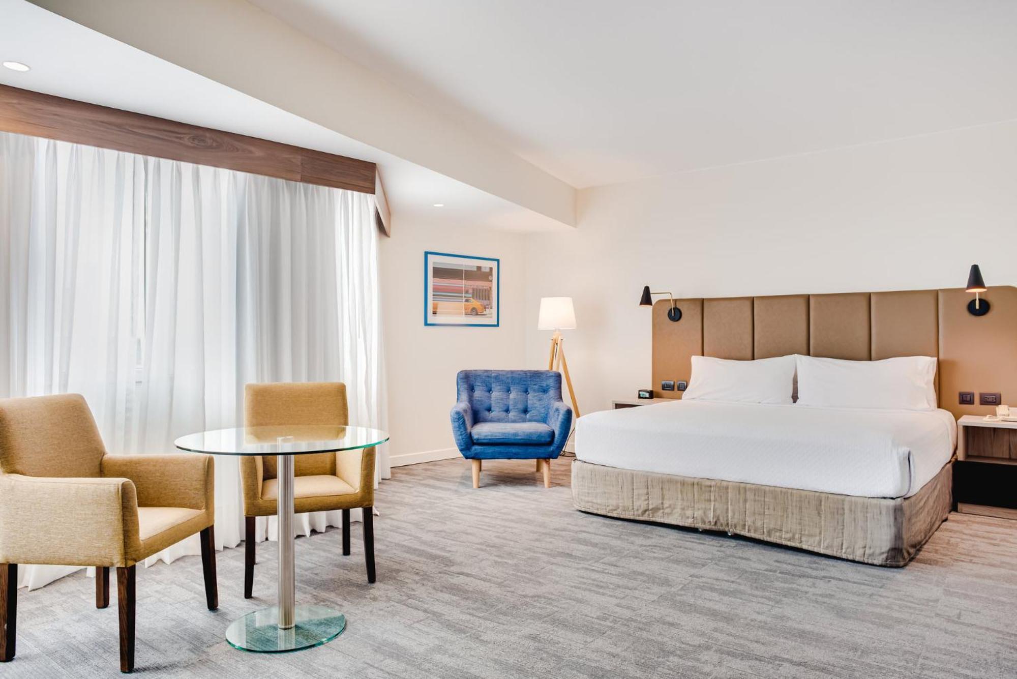فندق كراون بلازا ليما المظهر الخارجي الصورة A room at the hotel