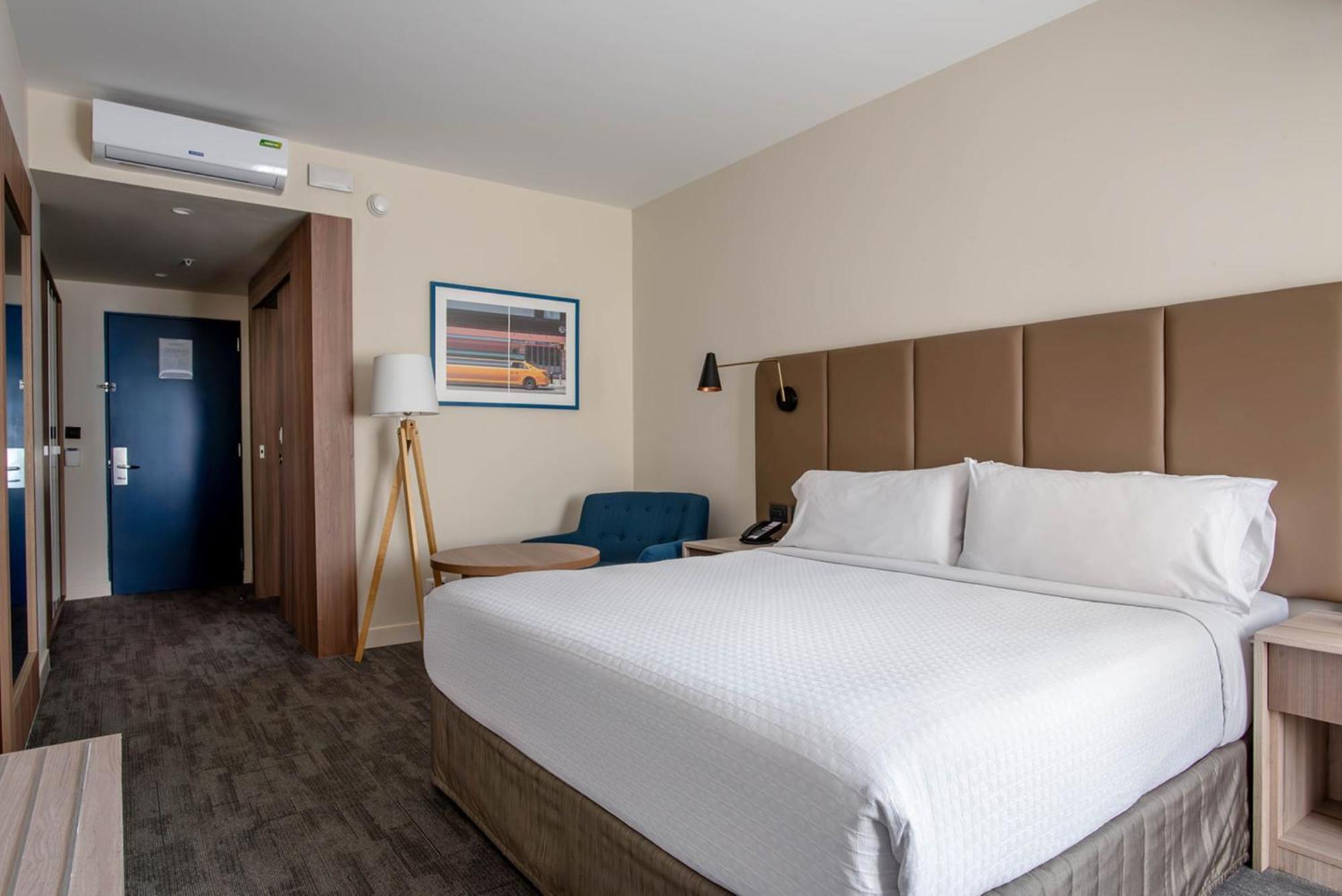 فندق كراون بلازا ليما المظهر الخارجي الصورة A room at the hotel