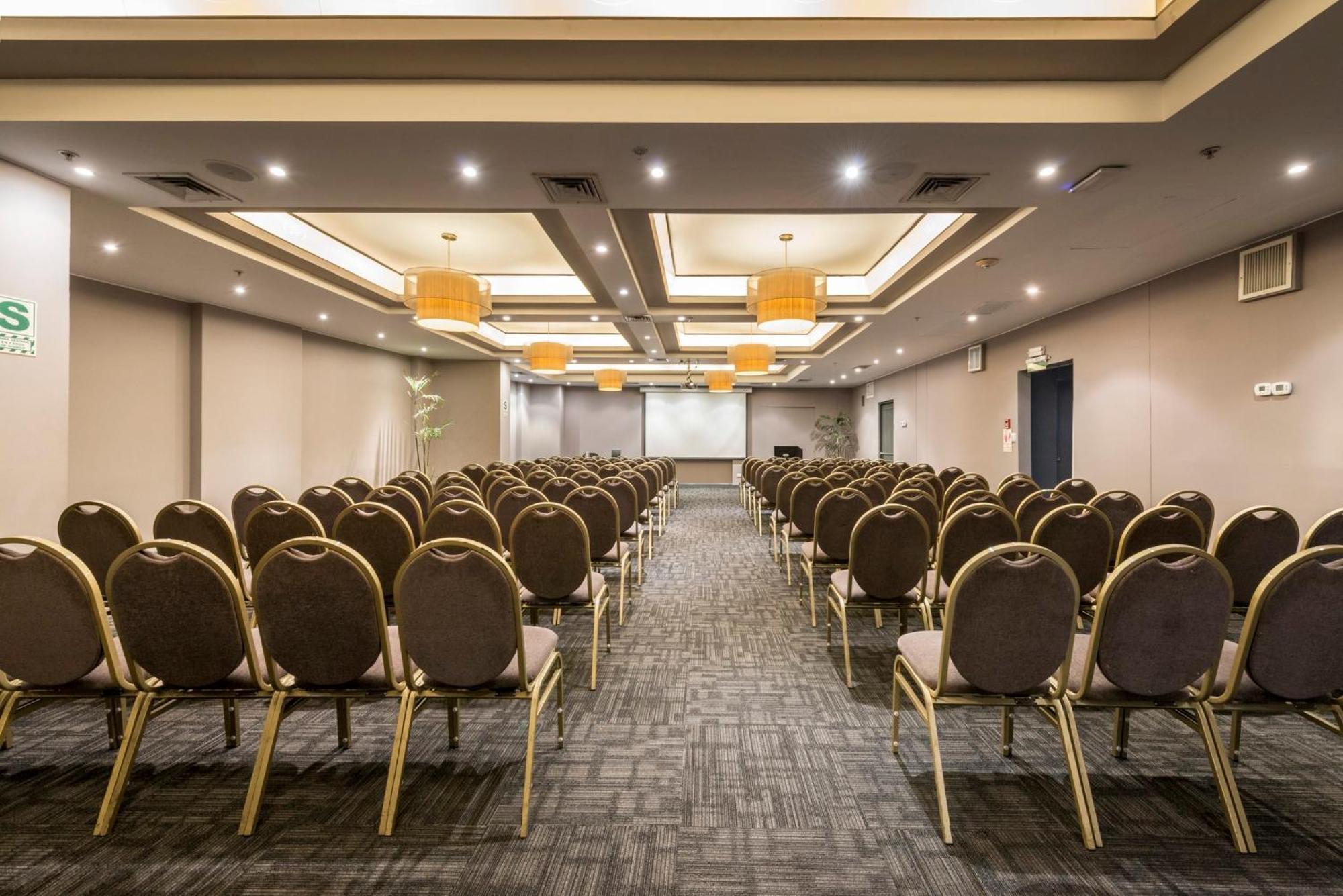 فندق كراون بلازا ليما المظهر الخارجي الصورة Meeting room
